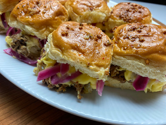 Pulled Pork Sliders with Pickled Red Onions and Cheese Sauce using Wurzpott Spices